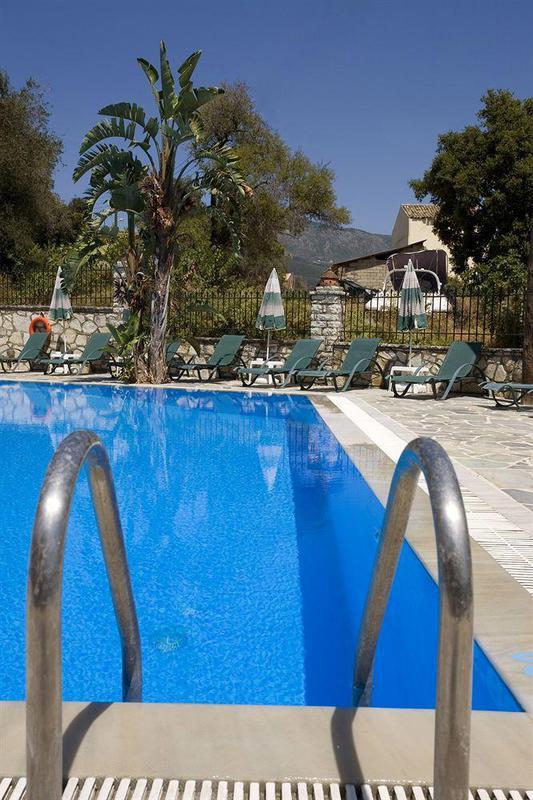 Yannis Servos Barbati Apartments מראה חיצוני תמונה