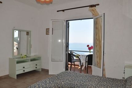 Yannis Servos Barbati Apartments מראה חיצוני תמונה